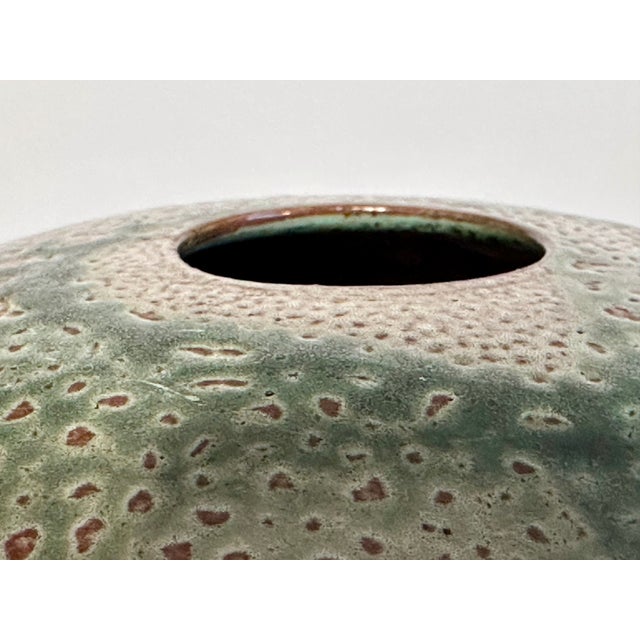 1970s Modernist Japanese Raku Studio Ceramic Art Vase, 1970s For Sale - Image 5 of 13