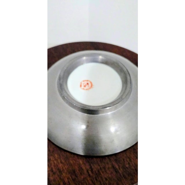 Yellow Dragon Porcelain Cloisonné Enamel Pewter Ashtray Bowl – Vintage Asian Decorative Collectible For Sale - Image 8 of 8