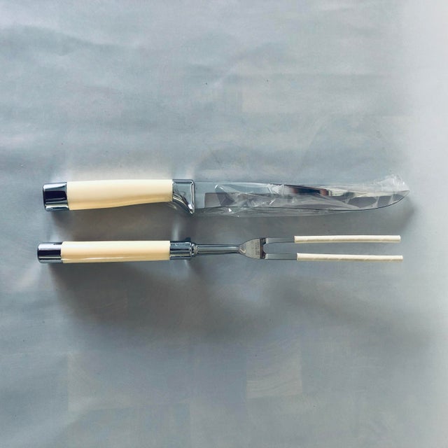 1980s MidCentury Carvel Hall by Briddell Carving Set S/2 Chairish