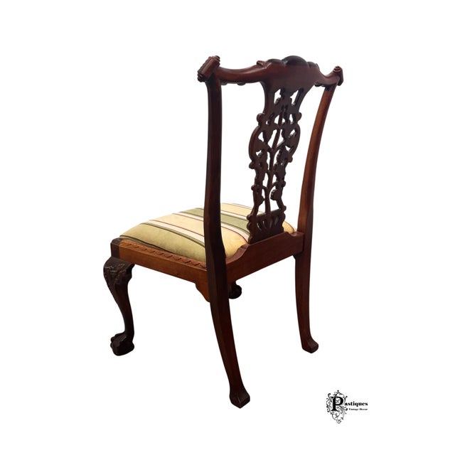 Thomas Chippendale Vintage Chippendale Style Mahogany Dining / Accent Chair For Sale - Image 4 of 8