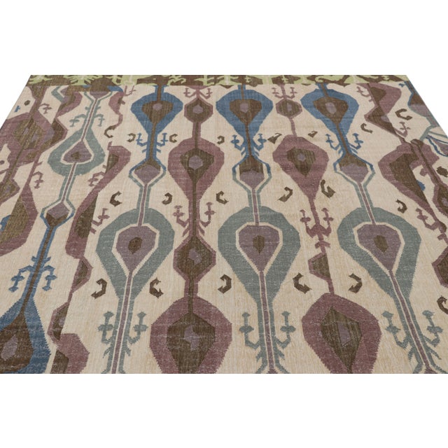 From a particularly exciting new texture in the Modern Classics collection, this 7x9 modern rug originating from India...