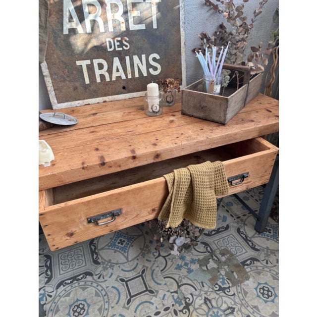 Brown Workbench in Fir and Metal, 1940s For Sale - Image 8 of 9