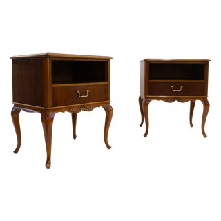 Mid-Century Scandinavian Modern Nightstands, Set of 2 For Sale