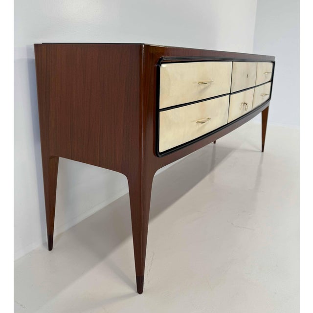 Parchment and Walnut Chest of Drawers by Paolo Buffa, 1950s For Sale - Image 6 of 14