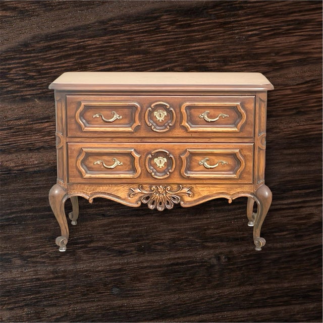 French Country Vintage Drexel Country French Louise XV Rococo Style Commode For Sale - Image 3 of 6