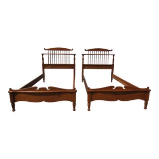 1980s Sprague and Carleton Pair Maple Twin Beds Designer For Sale