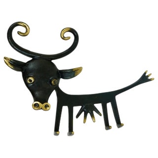 Walter Bosse Cow Sculpture Brass Key Hanger attributed to Hertha Baller, Austria, 1950s For Sale