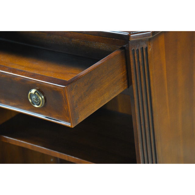 Traditional Mahogany Small Bookcase For Sale - Image 4 of 8
