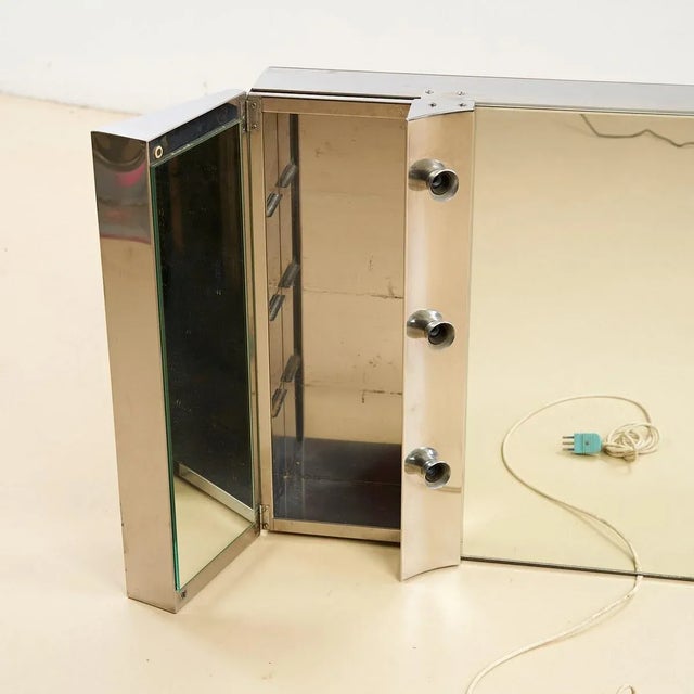 Vintage Theater Dressing Room Mirror with Lights For Sale - Image 6 of 7