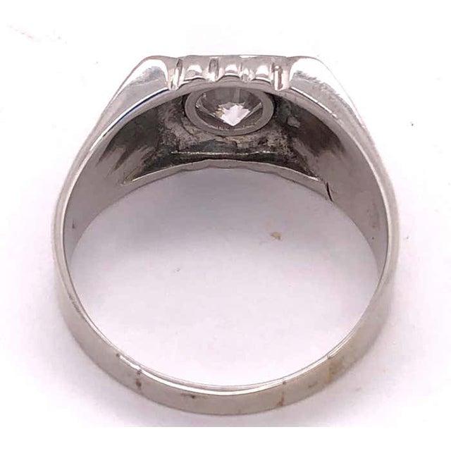 14 Karat Yellow Gold Contemporary Ring For Sale - Image 10 of 12