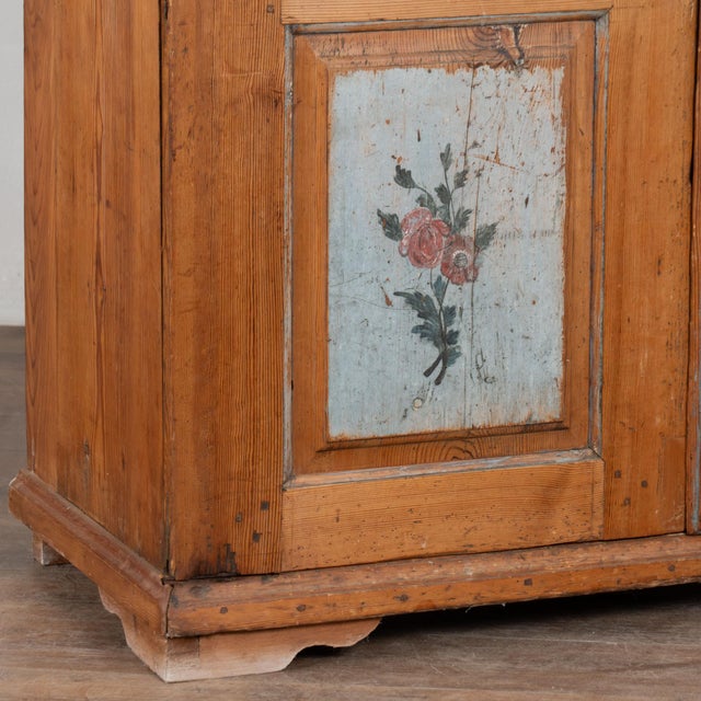 Early 19th Century Swedish Pine Cabinet With Original Painted Floral Panels For Sale - Image 13 of 15