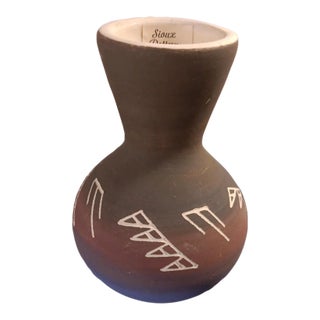 1980s Signed Sioux Native American Folk Art Pottery Bud Vase For Sale