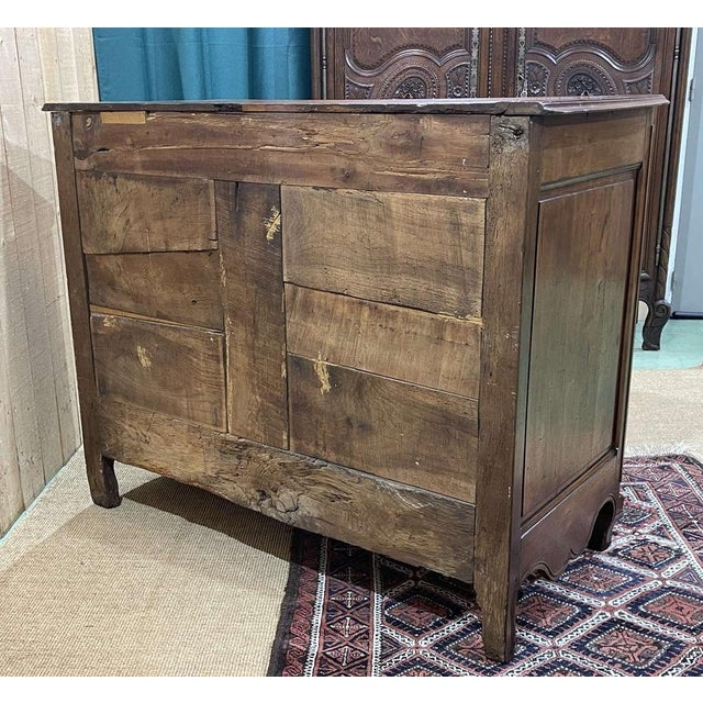 Louis XV Buffet in Cherry and Oak, Early 19th Century For Sale - Image 4 of 18