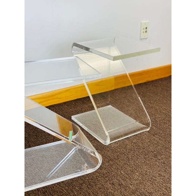 1970s Vintage John Mascheroni Z-Shaped Lucite Side Table - a Pair For Sale - Image 9 of 10