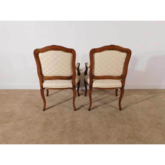 French Pair 1980s John Widdicomb Grand Rapids French Louis XV Walnut Arm Chairs For Sale - Image 3 of 12