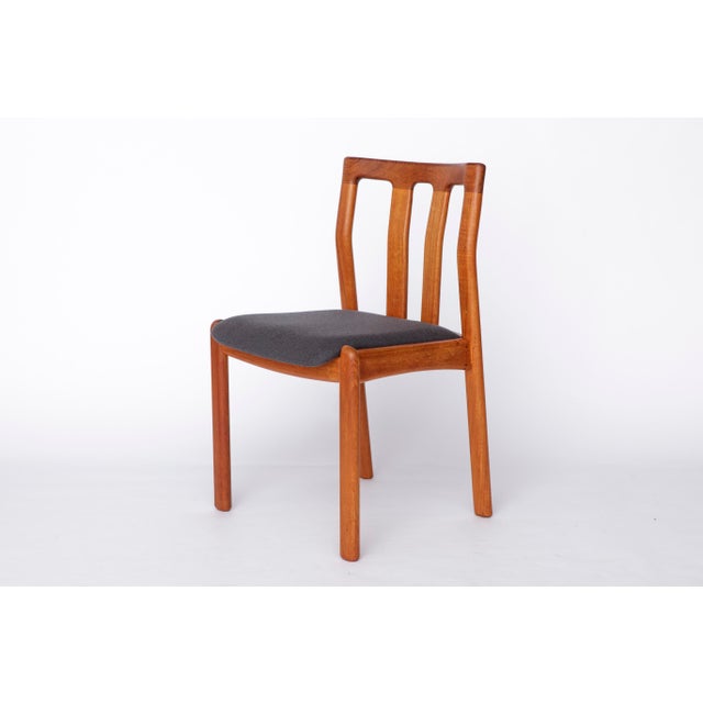 Mid-Century Modern Teak Dining Chairs from Dyrlund, Denmark, 1960s, Set of 4 For Sale - Image 3 of 11