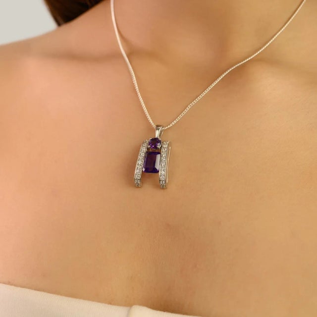 Modernist 5.22 Carat Purple Amethyst Silver Charm Pendant by Carat&her - Gift for Her For Sale - Image 4 of 11