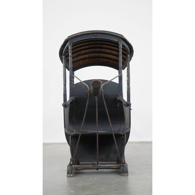 Sedan Chair Carriage, Late 19th Century For Sale - Image 6 of 17
