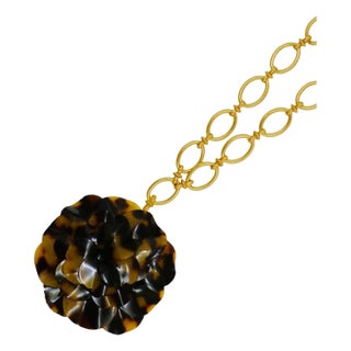 GÉRANIUM, Maxi pendant - large chain, Tortoise For Sale