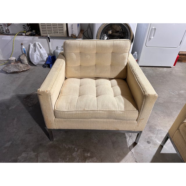 1970s Rare Tufted 3-Seat Sofa and Lounge Chair Set, Cream White, Attributed to Florence Knoll For Sale - Image 4 of 17