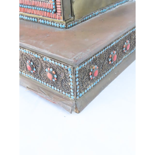 Nepalese Shrine Temple Prayer Cabinet Gilt Coral Turquoise Figural Altar 4491b For Sale - Image 11 of 18