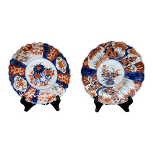 Antique Japanese Imari Plates, a Complementary Pair of 2