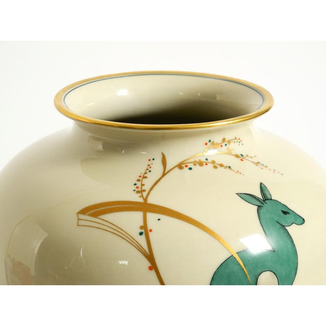 Light Blue Porcelain Vase with Hand-Painted Wildlife Motifs from PMR Bavaria Jaeger & Co., 1940s For Sale - Image 12 of 18