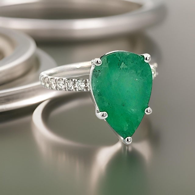 Natural Emerald Diamond Ring 6.5 14k WG 4.62 TCW Certified For Sale In New York - Image 6 of 18