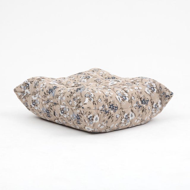 Togo Pouf and 2-Seater Sofa in Pattern by Michel Ducaroy for Ligne Roset, Set of 2 For Sale - Image 14 of 15