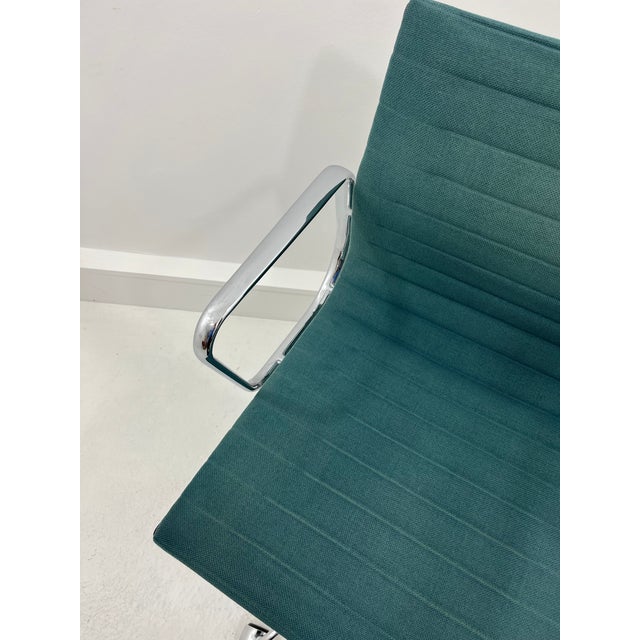 Black Hopsak Fabric Ea-117 Office Chair by Charles Eames for Vitra, 2000s For Sale - Image 10 of 13