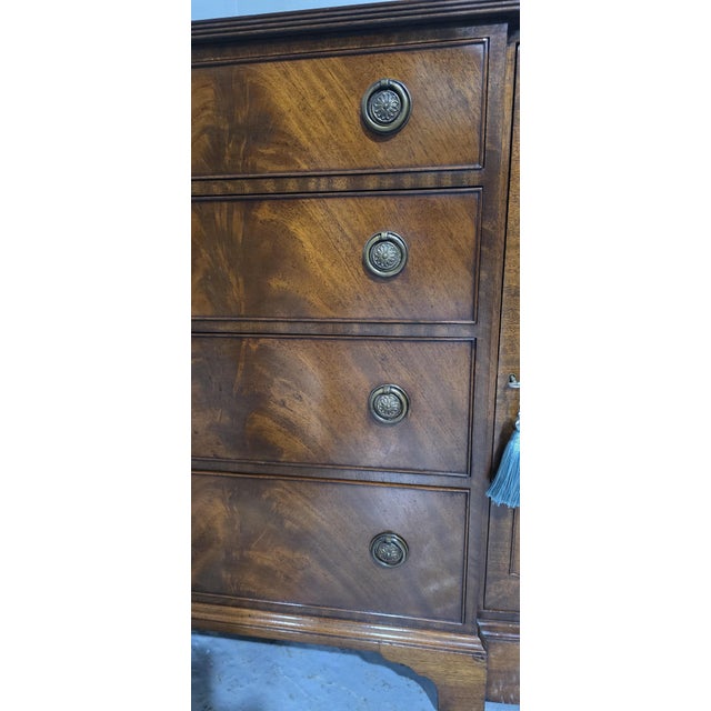 Small Mahogany Bowed Sideboard, 1920 For Sale - Image 9 of 13