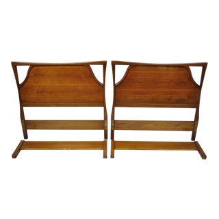 Vintage Mid-Century Modern Kagan Style Walnut Twin Size Bed Frames - a Pair For Sale