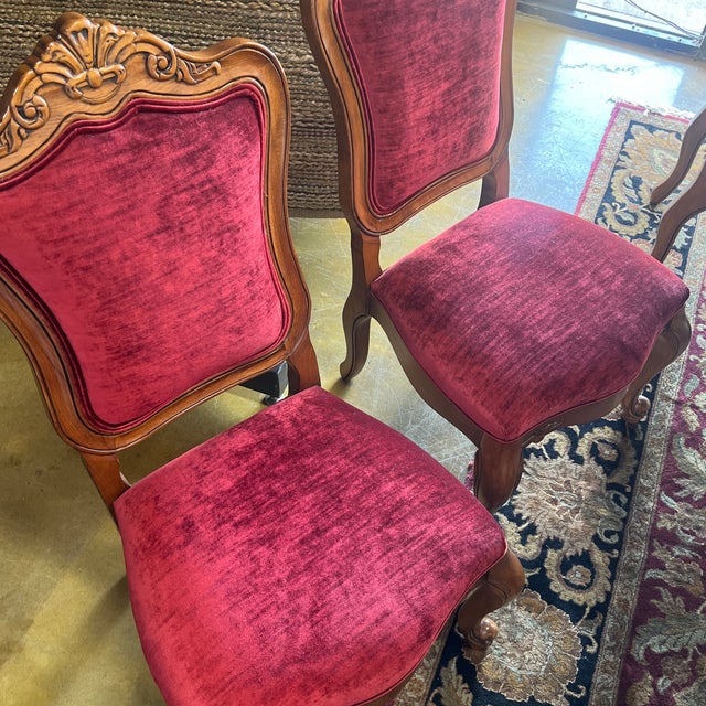 Ethan Allen Dining Table, 8 Chairs, 2 Leaves For Sale - Image 11 of 11