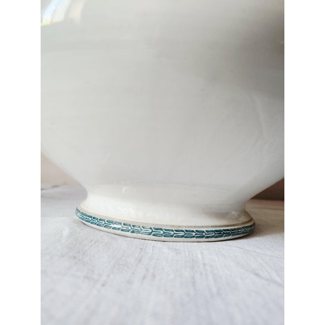 French Forest Green Floral Earthenware Soup Tureen from Sarregeumines, 1880s For Sale - Image 9 of 17