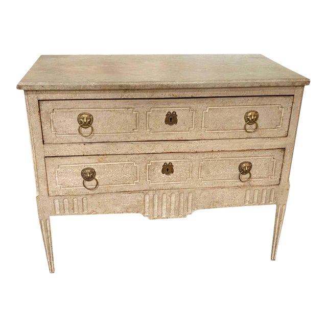 18th Century Neoclassical Commode For Sale