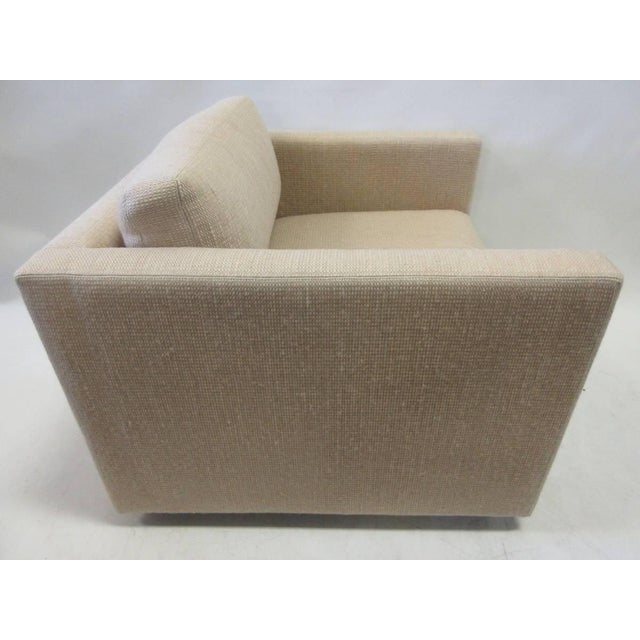 2010s Knoll Charles Pfister Mid-Century Lounge Chairs in Peach - A Pair For Sale - Image 5 of 8