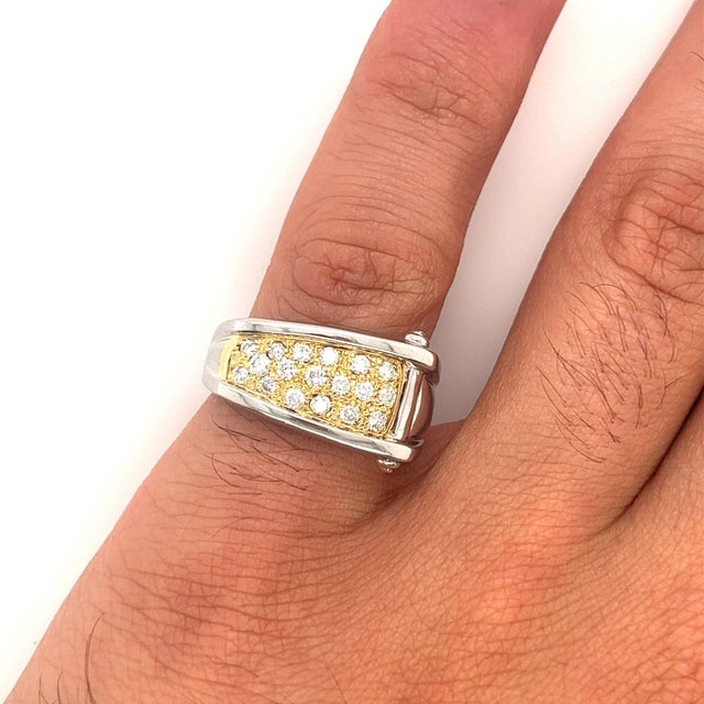 Mid 20th Century Platinum and 18k Gold Unisex Natural Diamond Pinky Ring Size 8 For Sale - Image 4 of 7