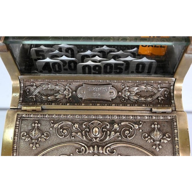 Gold Small Early 20th Century Checked Bronze Model 312 Cash Register from National Cash Register Co For Sale - Image 8 of 18