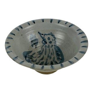 1990s Blue Round Decorative Ceramic Bowl With Bird Illustration For Sale