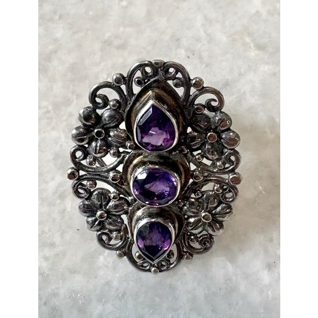 1970s Sterling Silver and Amethyst Ring, Size 8 For Sale - Image 4 of 4