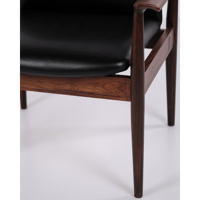 1960s Diplomat 209 Armchair in Rosewood and Black Leather by Finn Juhl for France & Son, 1960s For Sale - Image 5 of 13