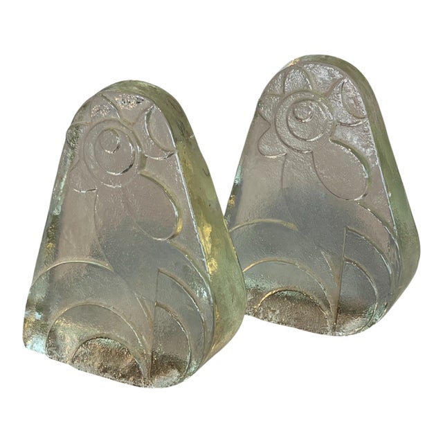 Mid-Century Modern American Art-Glass Rooster Bookends by Unknown Maker (1970s) For Sale - Image 3 of 4