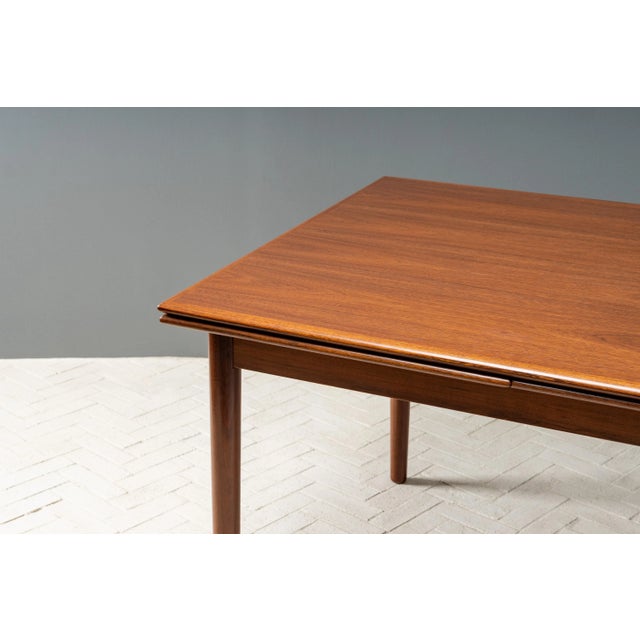 1960s Mid 20th century Danish Walnut Draw-Leaf Dining Table For Sale - Image 5 of 15