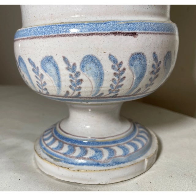 Rare Antique 18th Century Handmade U Laurinum Apothecary Pottery Drug Store Jar For Sale In New York - Image 6 of 15