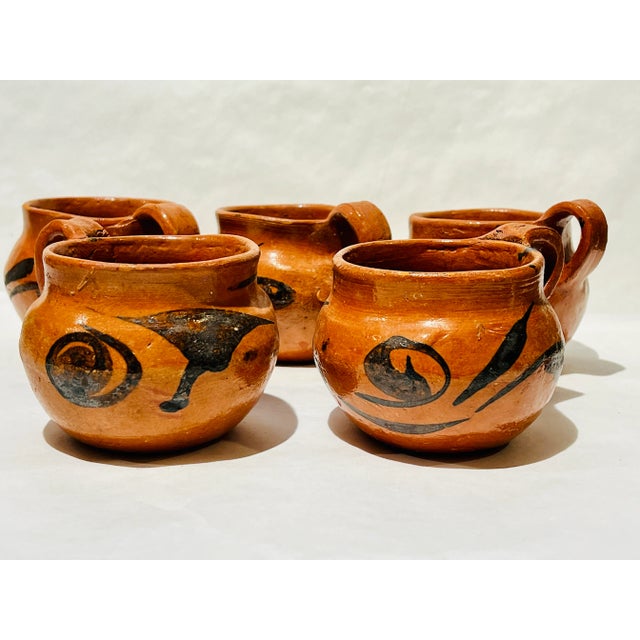 Late 20th Century Vintage Mexican Artesania Jarritos Clay Mugs Pots Planters - Set of 5 For Sale - Image 5 of 9