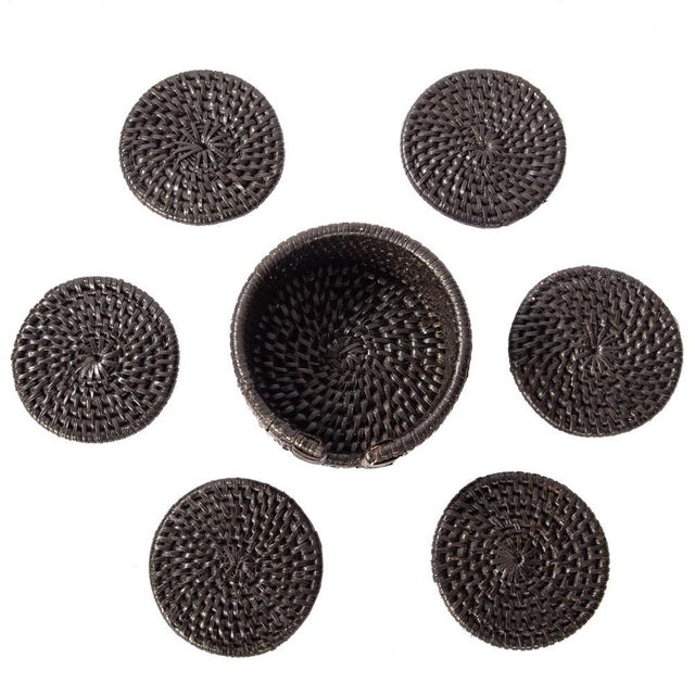 Our hand woven rattan round coasters offer a great way to both decorate and protect your table. Easy to clean, stylish,...