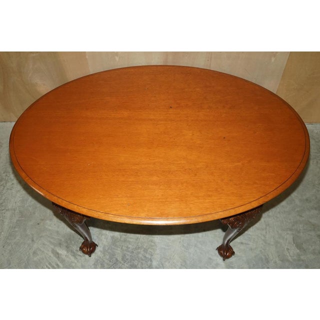 English Dining Table in Hand Carved Walnut with Claw & Ball Feet, 1920s For Sale - Image 14 of 18