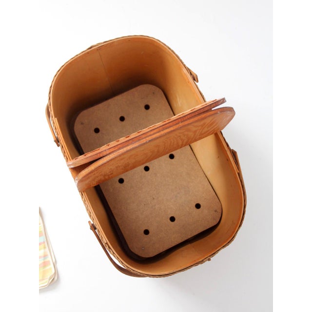 Mid-Century Redmon Picnic Basket Set For Sale - Image 13 of 18
