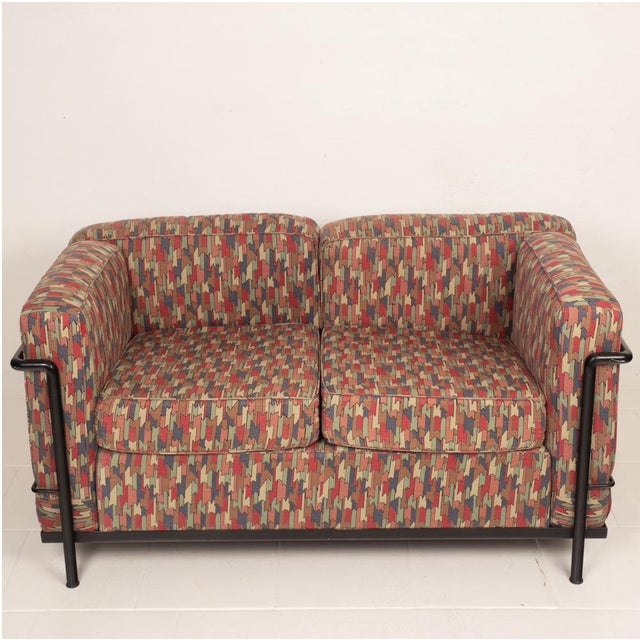 1980s LC2 Sofa by Le Corbusier, Pierre Jeanneret and Charlotte Perriand for Cassina, 1980s For Sale - Image 5 of 18