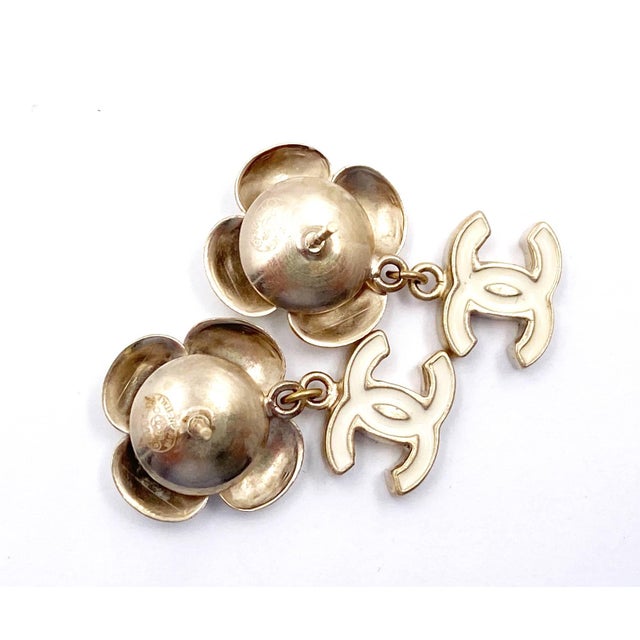 Contemporary Chanel Ivory Camellia CC Dangle Piercing Earrings, A Pair For Sale - Image 3 of 3
